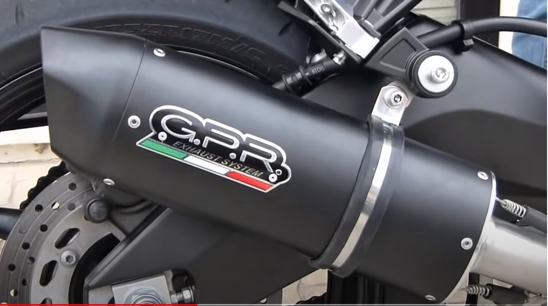 Escape compatível com Yamaha Fz 8 2010-2016, Furore Nero, Escape legal, homologado, silenciador com db killer removível e tubo de ligação específico 