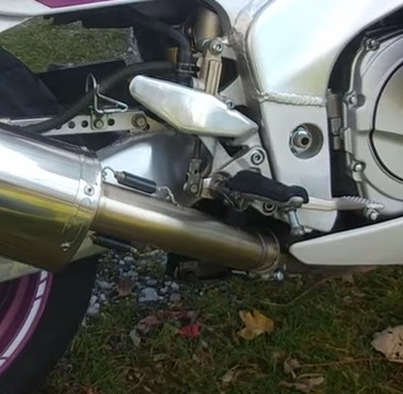 Escape compatível com Yamaha Fzr 1000 Ex-Up 1989-1990, Trioval, Escape legal, homologado, silenciador com db killer removível e tubo de ligação específico 