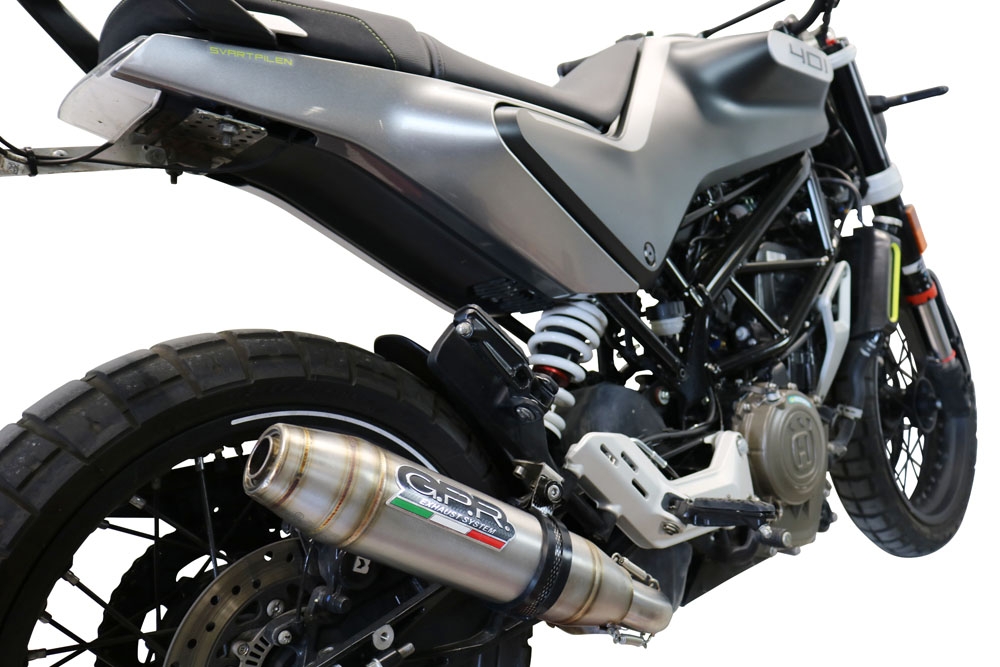 Escape compatível com Husqvarna Svartpilen 401 2021-2023, Deeptone Inox, Escape legal, homologado, silenciador com db killer removível e tubo de ligação específico 