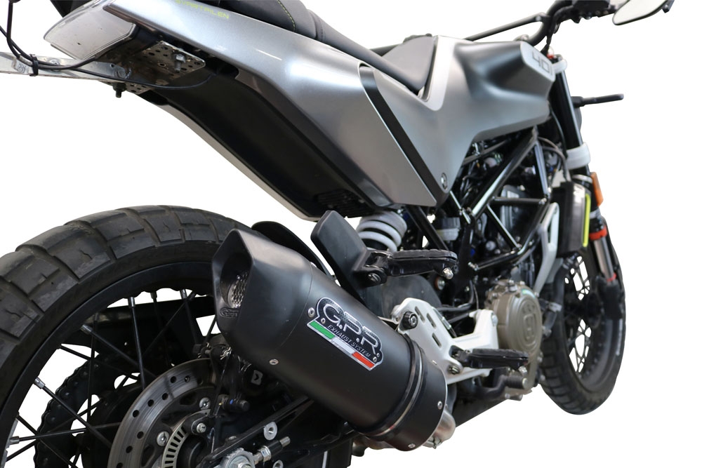 Escape compatível com Husqvarna Svartpilen 401 2020-2020, Furore Evo4 Nero, Escape legal, homologado, silenciador com db killer removível e tubo de ligação específico 