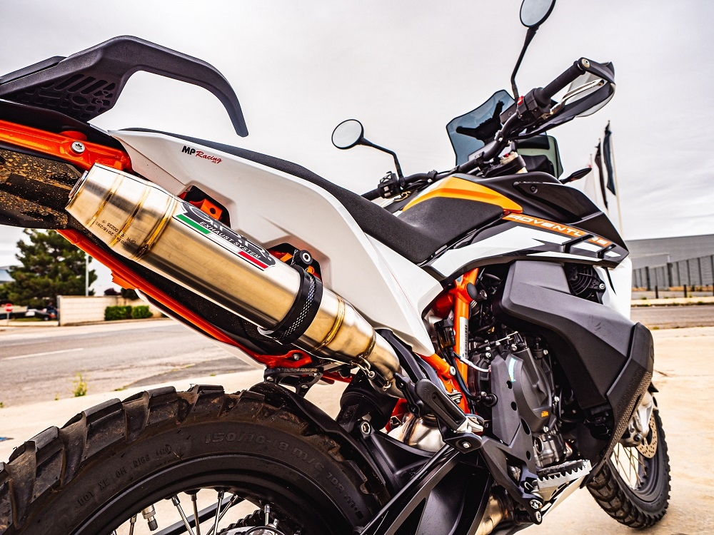 Escape compatível com Ktm Adventure 890 2025-2026, Deeptone Inox, Sistema racing Silencioso com tubo de ligação 