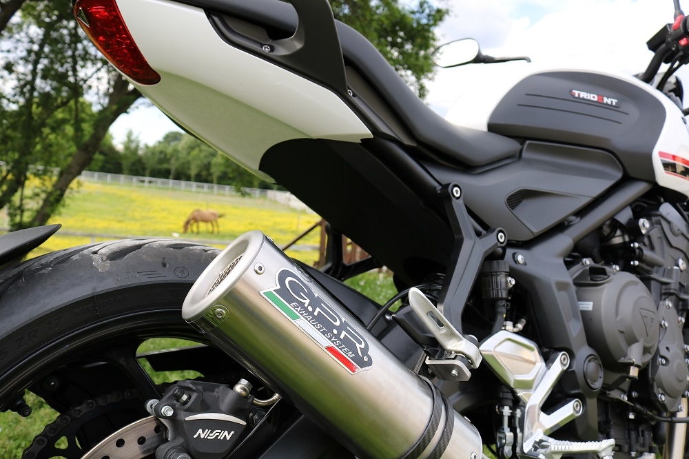 Escape compatível com Triumph Trident 660 2021-2024, M3 Inox , Escape completo, não legal para países da UE, com db killer removível 