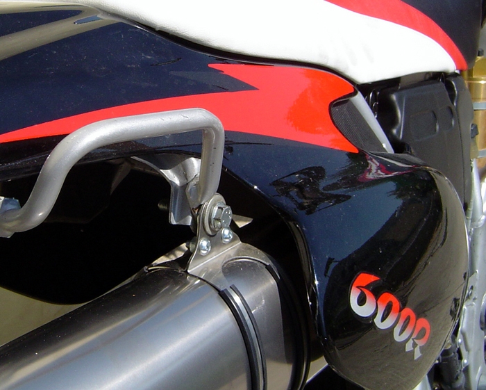Escape compatível com Yamaha Tt 600 R - Tt 600 E 1998-2004, Furore Nero, Escape legal, homologado, silenciador com db killer removível e tubo de ligação específico 