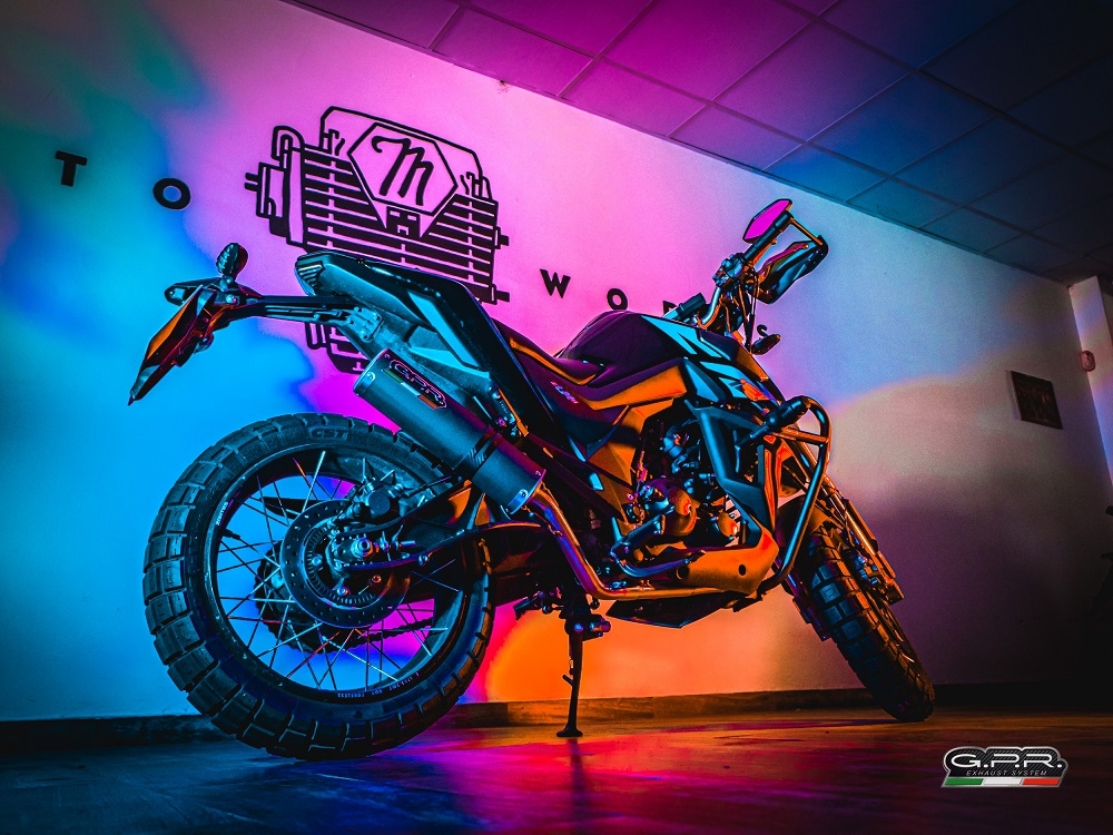 GPR escape compatível com  Zontes Zt 125 G1 - U - U1 - Z2 2020-2024, M3 Black Titanium, Sistema homologado com catalisador linha completa, silencioso mais coletor 