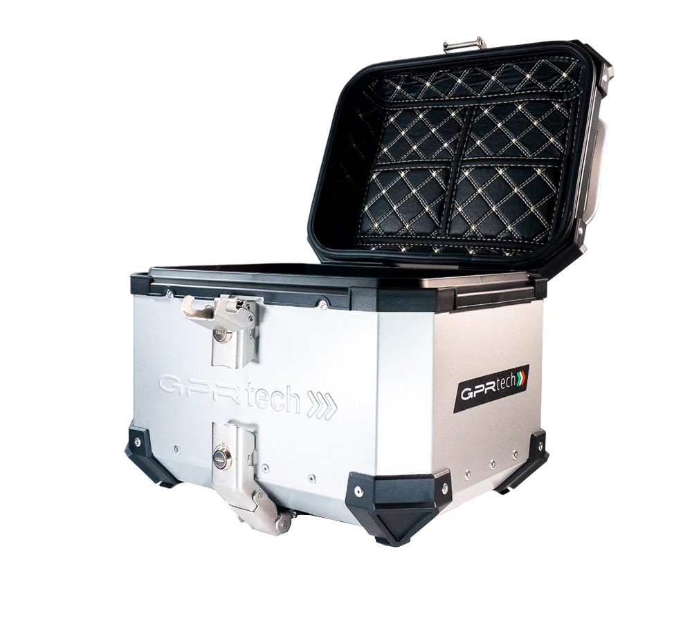 GPR TECH TOP CASE ALPI-TECH 26 LT. PRATA Top Case Alpi-Tech em alumínio, cor prata com placa universal incluída Capacidade Litros 26
