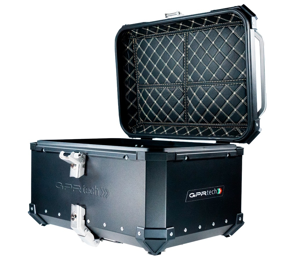 GPR TECH TOP CASE ALPI-TECH 55 LT PRETO Top Case Alpi-Tech em alumínio,  encosto macio incluído, cor preta com placa universal incluída Capacidade Litros 55