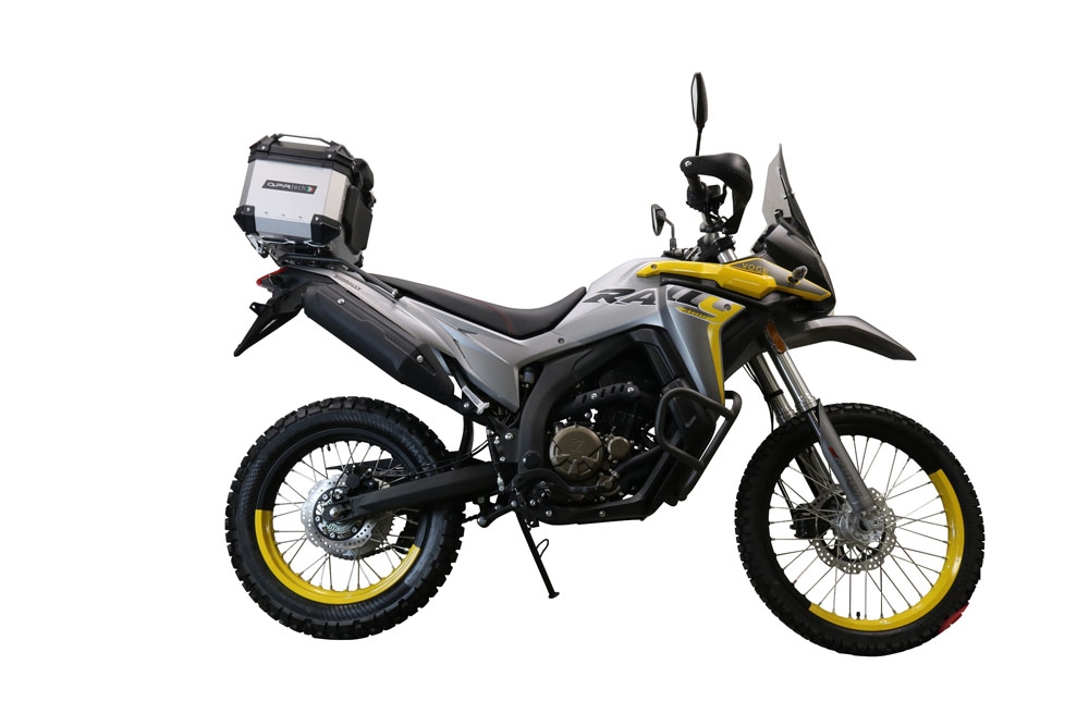 Top case maletas GPR TECH compatível com Voge 300Rally 2022/2024 e5 Top Case Alpi-Tech em alumínio, cor prata com placa específica incluída Capacidade Litros 26