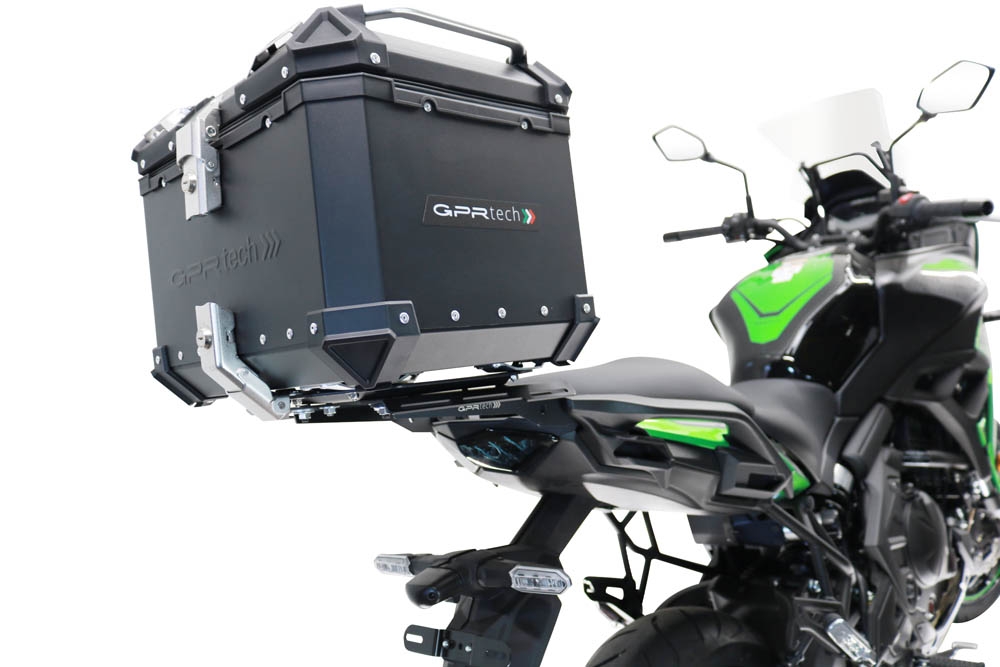 GPR TECH compatível com Kawasaki Versys 650 2023/2024 e5 plus Top Case Alpi-Tech em alumínio, cor preta com placa específica incluída Capacidade Litros 45