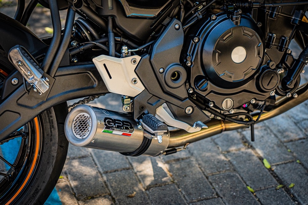 Escape compatível com Kawasaki Z 650 RS 2021-2023, M3 Inox , Escape completo, não legal para países da UE, com db killer removível 