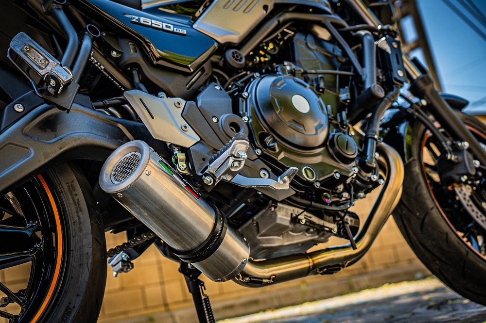 Escape compatível com Kawasaki Z 650 RS 2021-2023, M3 Inox , Escape completo, não legal para países da UE, com db killer removível 
