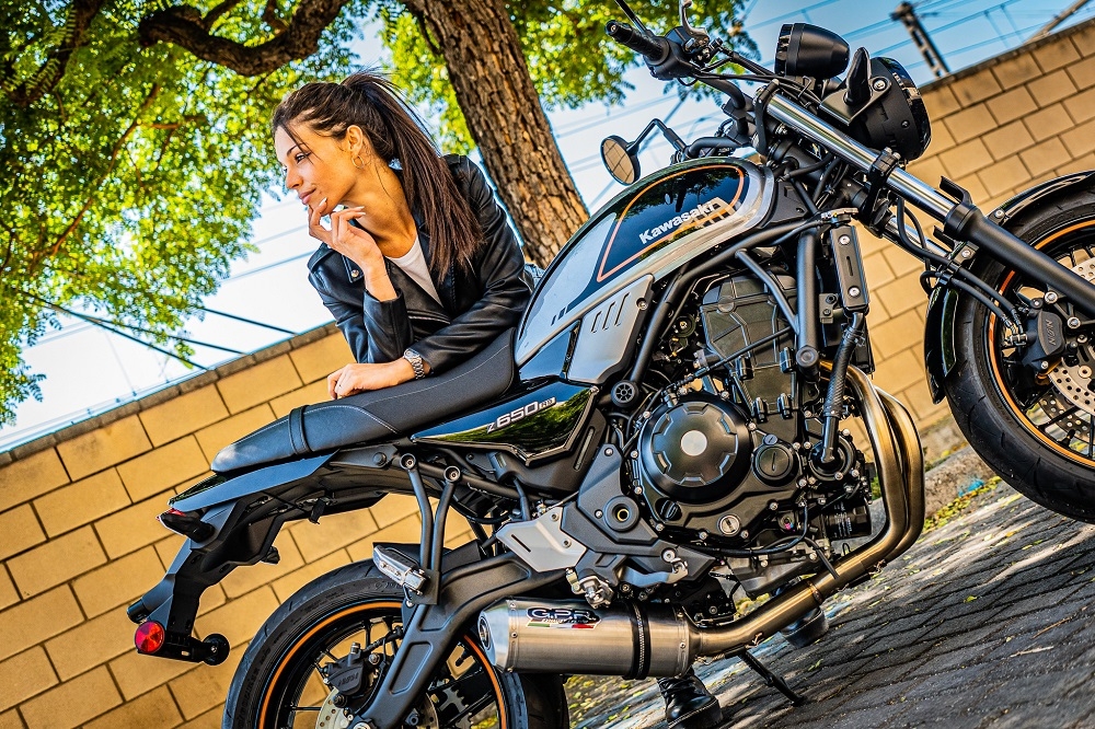 Escape compatível com Kawasaki Z 650 RS 2021-2023, Satinox, Escape completo, não legal para países da UE, com db killer removível 