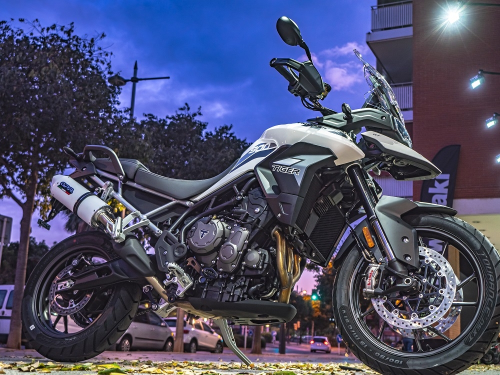 Escape compatível com Triumph Tiger 900 2020-2023, Albus Evo4, Escape legal, homologado, silenciador com db killer removível e tubo de ligação específico 