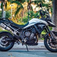 GPR escape compatível com  Triumph Tiger 900 2020-2023, New Grand Prix Evo Titanium, Escape legal, homologado, silenciador com db killer removível e tubo de ligação específico 