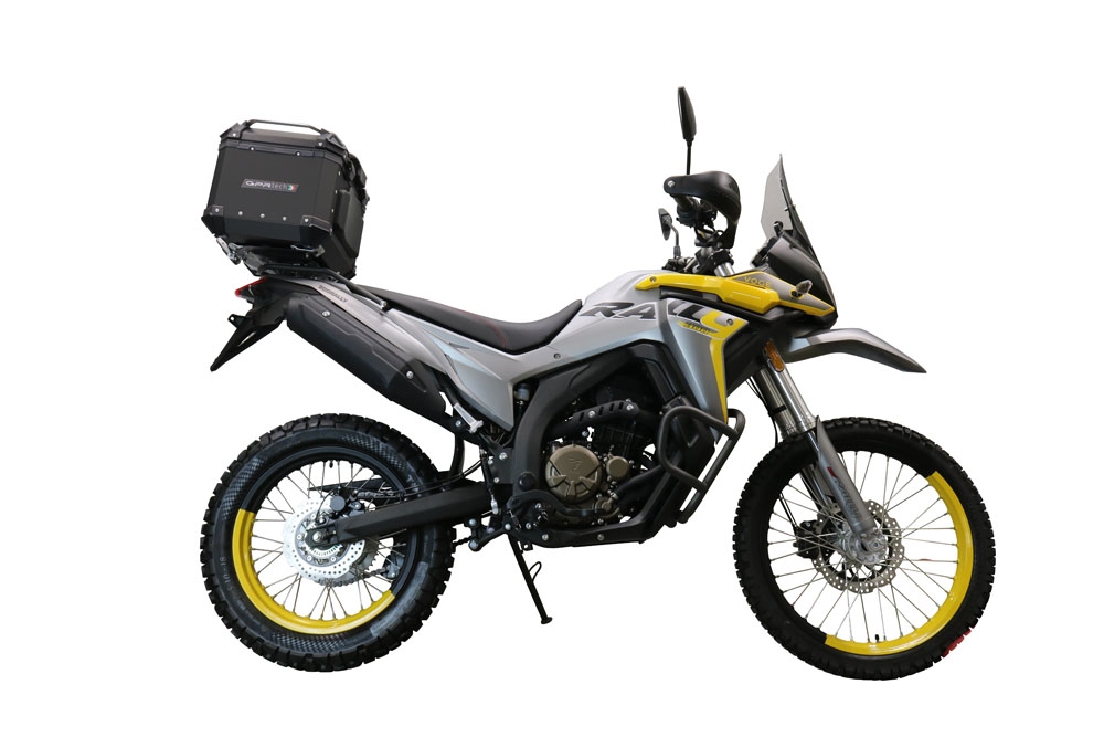 Top case maletas GPR TECH compatível com Voge 300Rally 2022/2024 e5 Top Case Alpi-Tech em alumínio, cor preta com placa específica incluída Capacidade Litros 35