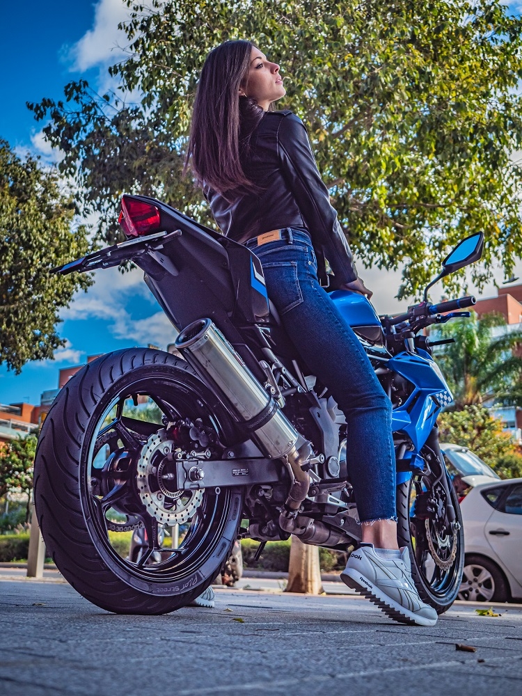 Escape compatível com Kawasaki Z 125 2019-2020, M3 Inox , Sistema racing Silencioso com tubo de ligação 