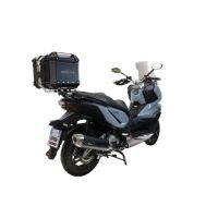 Top case maletas GPR TECH compatível com Sym ADX 300 2024/2026 e5 Plus Top Case Alpi-Tech em alumínio, cor preta com placa específica incluída Capacidade Litros 26