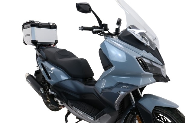 Top case maletas GPR TECH compatível com Bmw G 310 Gs 2017/2021 e4 Top Case Alpi-Tech em alumínio, cor prata com placa específica incluída Capacidade Litros 35