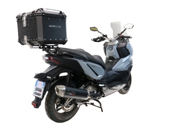 Top case maletas GPR TECH compatível com Bmw G 310 Gs 2017/2021 e4 Top Case Alpi-Tech em alumínio, cor preta com placa específica incluída Capacidade Litros 45