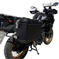GPR TECH compatível com  Voge 525DSX 2023/2025 e5 Par de malas laterais em alumínio com o lado direito contornado, cor preta com porta-bagagem específico Capacidade 38 LT. + 32 LT.