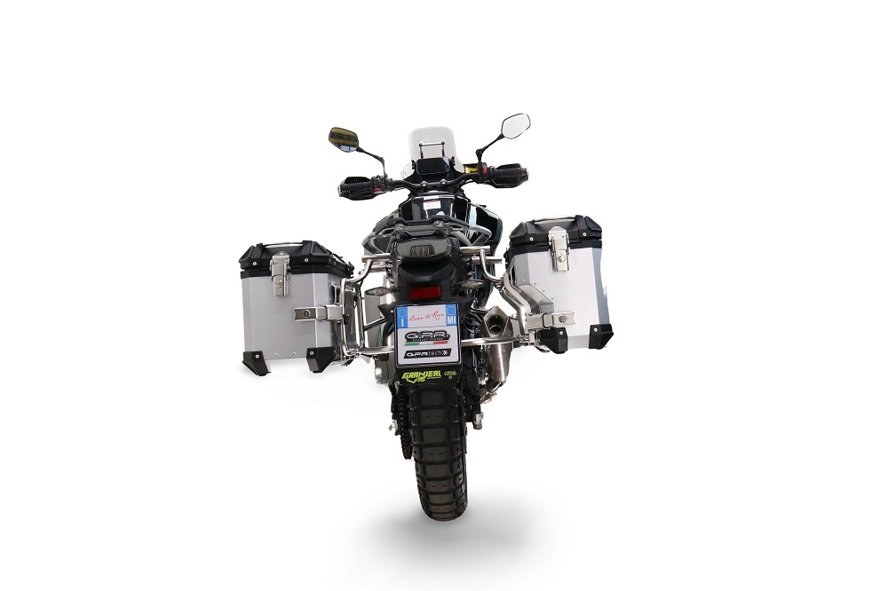 GPR TECH compatível com  Cf Moto 800 Mt Touring 2025/2026 e5 plus Par de malas laterais em alumínio com o lado direito contornado, cor prata com porta-bagagem específico Capacidade 38 LT. + 32 LT.