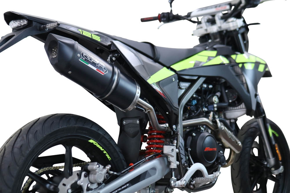 GPR escape compatível com  Fantic Motor XMF 125 2025-2026, Furore Evo4 Nero, Escape legal, homologado, silenciador com catalisador, db killer removível e tubo de ligação específico 