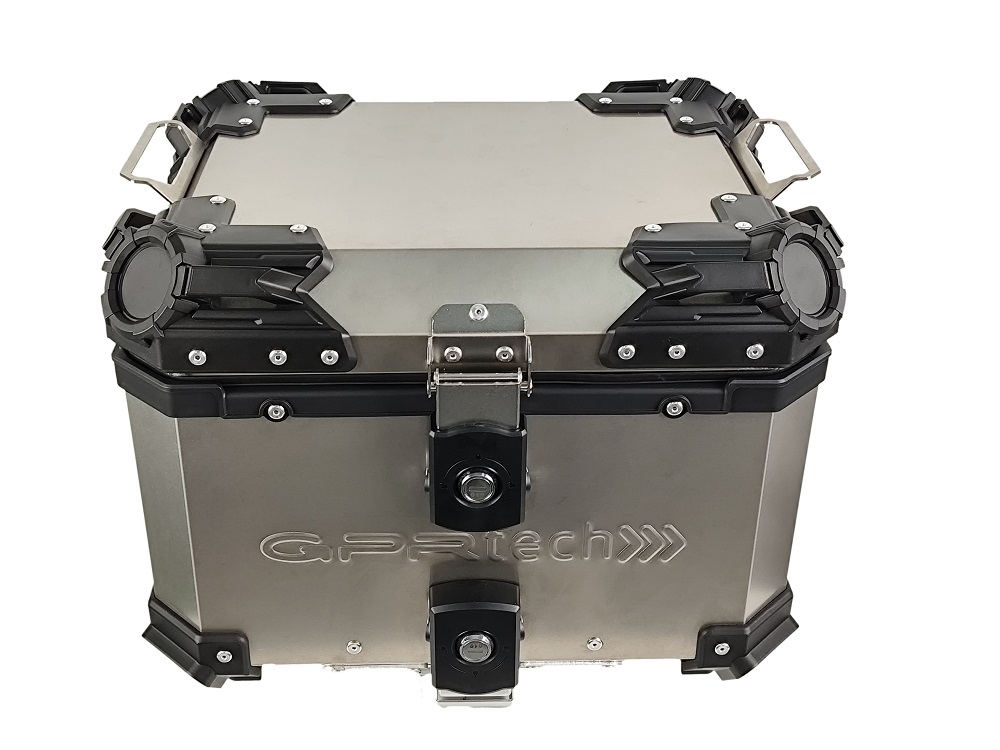 GPR TECH TITÂNIO TOP CASE ALPI-TECH 35 LT. Top Case Alpi-Tech em titânio, cor natural com placa universal incluída Capacidade Litros 35