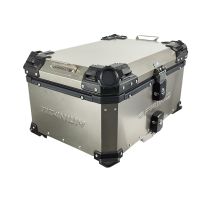 GPR TECH TITÂNIO TOP CASE ALPI-TECH 55 LT. Top Case Alpi-Tech em titânio, cor natural com placa universal incluída Capacidade Litros 55