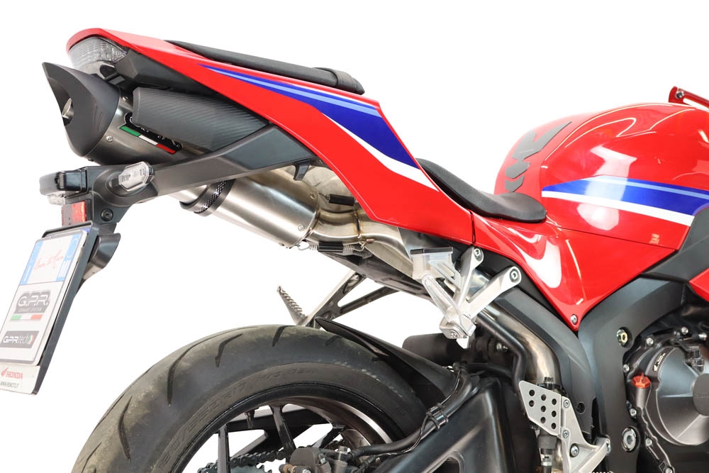 GPR escape compatível com Honda Cbr 600 Rr  2024-2026, Tiburon Titanium, Sistema racing Silencioso com tubo de ligação 
