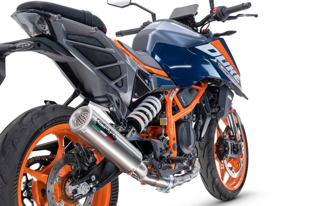 Escape compatível com Ktm Duke 250 2024-2025, M3 Inox , Escape legal, homologado, silenciador com db killer removível e tubo de ligação específico 