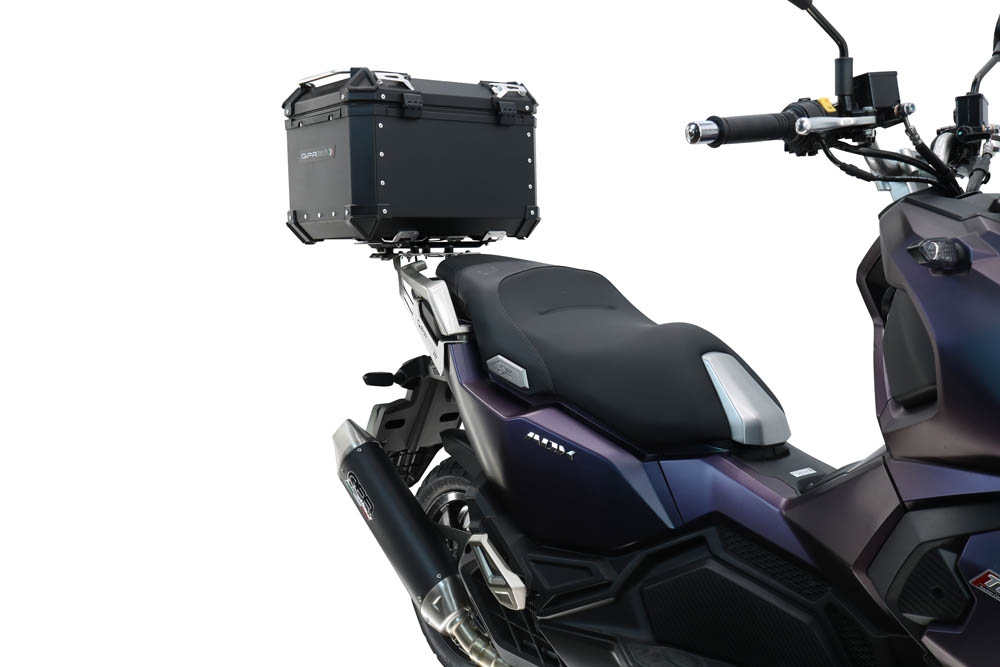 Top case maletas GPR TECH compatível com Sym ADX 125 2024/2026 e5 Plus Top Case Alpi-Tech em alumínio, cor preta com placa específica incluída Capacidade Litros 45