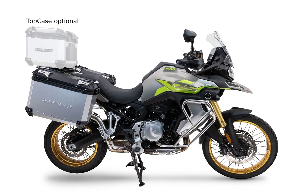 GPR TECH compatível com  Voge 900DSX 2024/2025 e5 Par de malas laterais em alumínio cor prata ,com o lado direito contornado, com porta-bagagem específico cor prata  Capacidade 38 LT. + 32 LT.