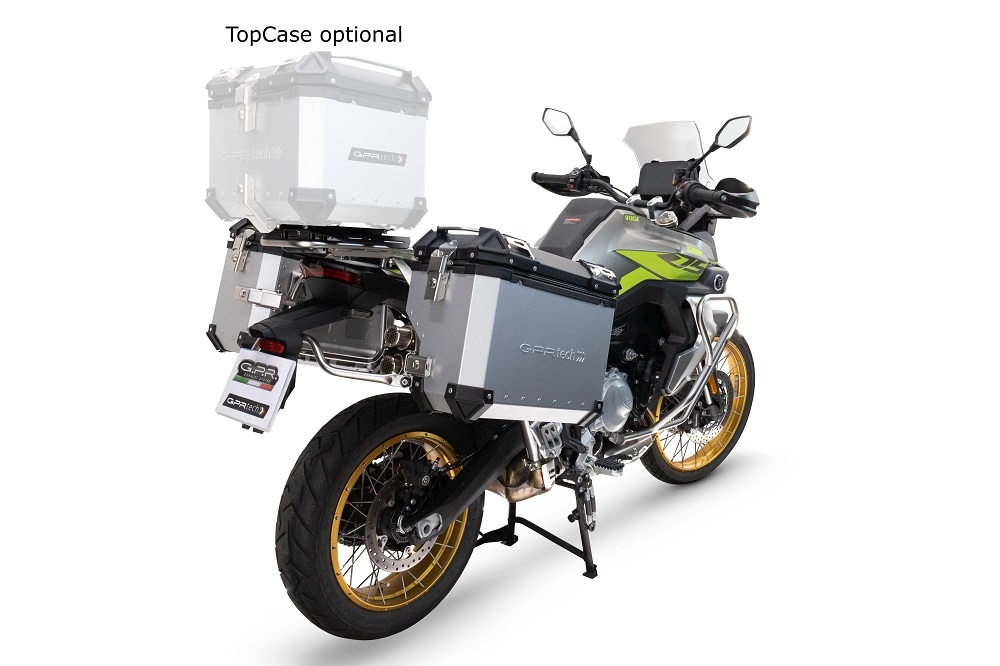 GPR TECH compatível com  Voge 900DSX 2024/2025 e5 Par de malas laterais em alumínio  cor preta com o lado direito contornado,com porta-bagagem específico cor prata  Capacidade 38 LT. + 32 LT.