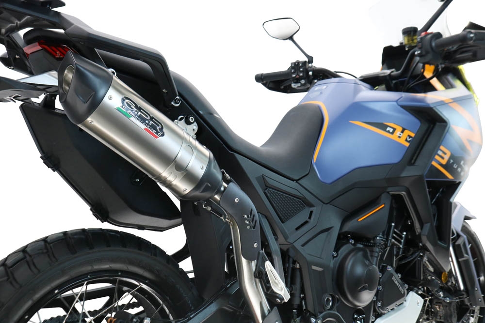 GPR escape compatível com  Zontes 703 F 2025-2026, Furore-X Titanio, Escape legal, homologado, silenciador com db killer removível e tubo de ligação específico 