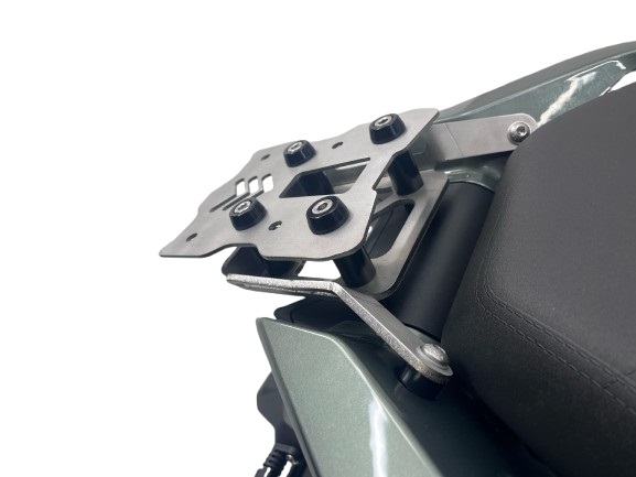 Porta-malas GPR TECH compatível com Zontes 368 G 2025/2026 Rack traseiro específico Top Case ALPITECH 35 - 45 - 55 LT Rack traseiro específico, aço inox com 4 pontos de ancoragem