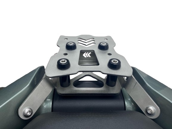 Porta-malas GPR TECH compatível com Zontes 368 G 2025/2026 Rack traseiro específico Top Case ALPITECH 35 - 45 - 55 LT Rack traseiro específico, aço inox com 4 pontos de ancoragem